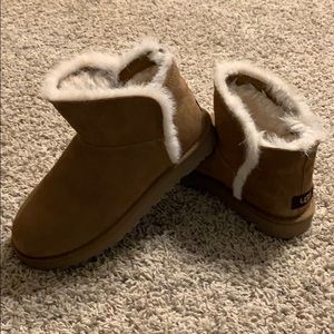 UGG Classic Mini Fluff High- Lo